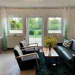 Moderne 2-zimmer By Interhome Apartamento